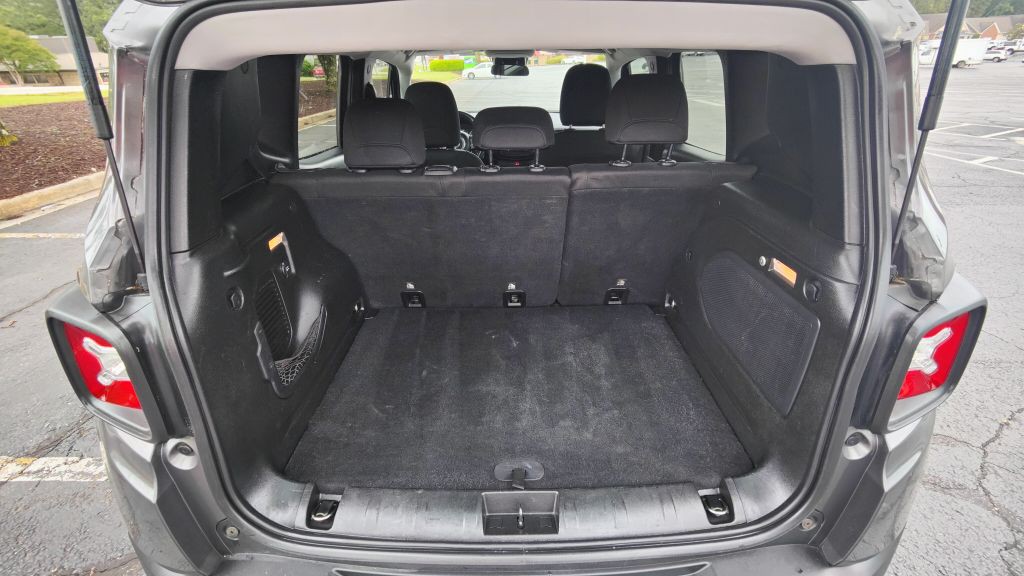 2016 Jeep Renegade Image 12