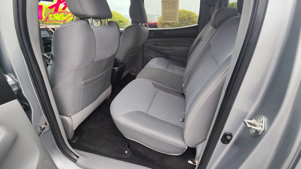 2014 Toyota Tacoma Image 11