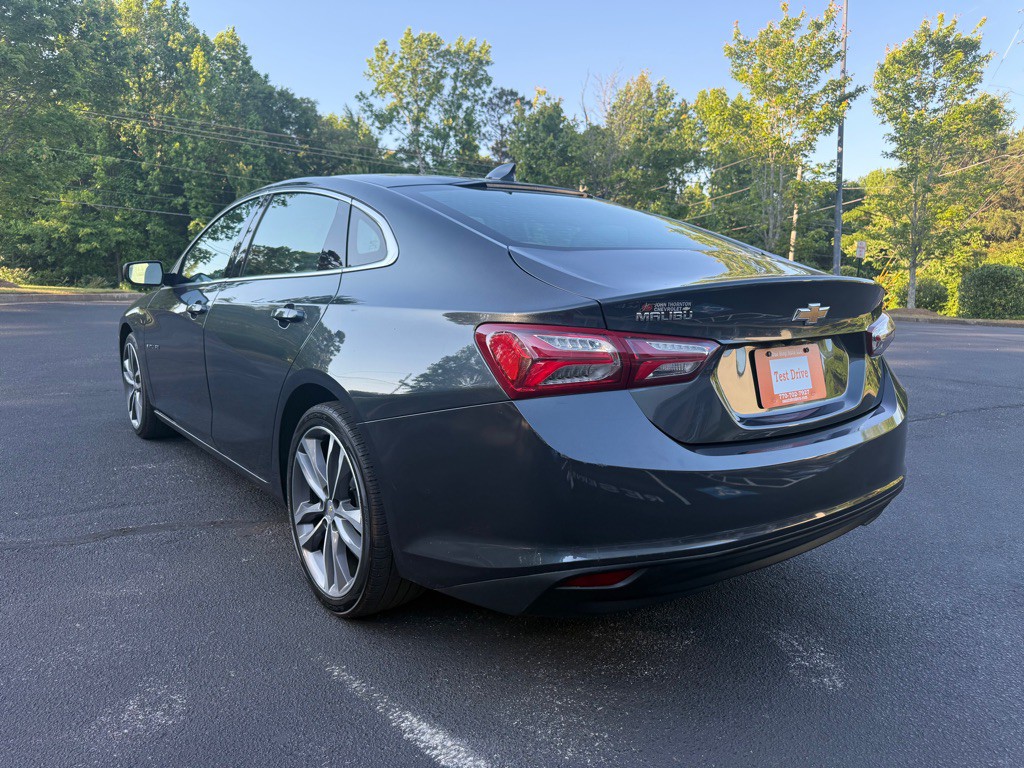 2021 Chevrolet Malibu Image 3