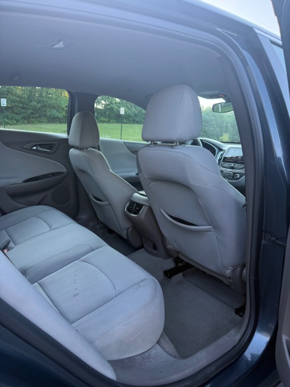 2021 Chevrolet Malibu Image 11