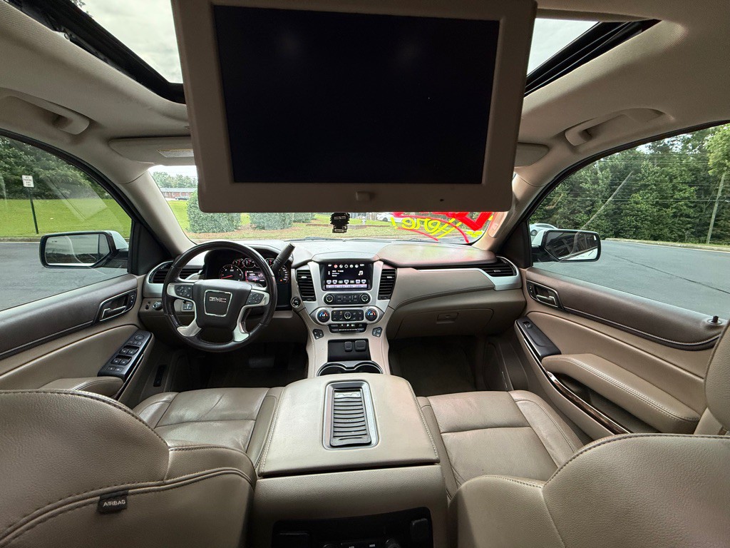 2016 GMC Yukon Image 11