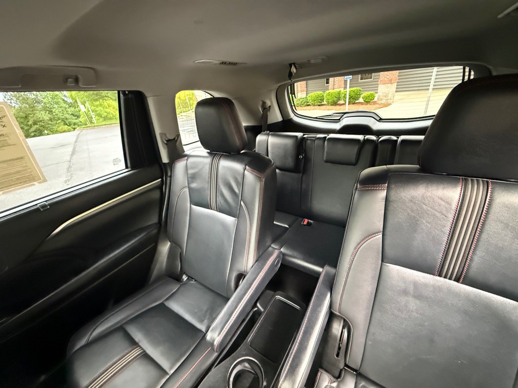 2019 Toyota Highlander Image 11