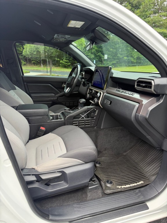2024 Toyota Tacoma Image 12
