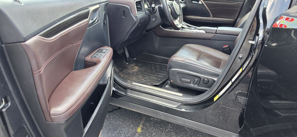 2018 Lexus RX Image 9