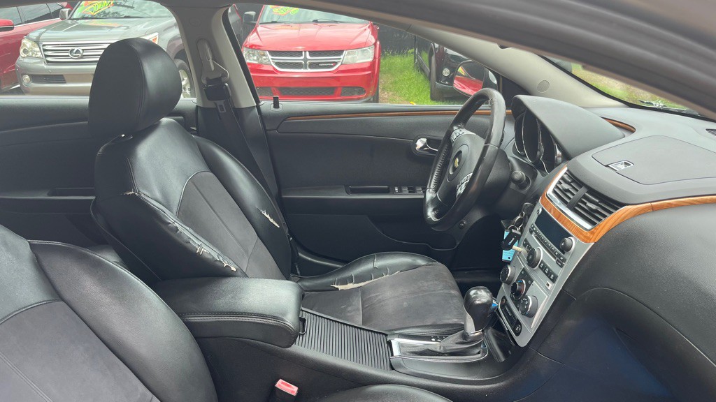 2012 Chevrolet Malibu Image 15