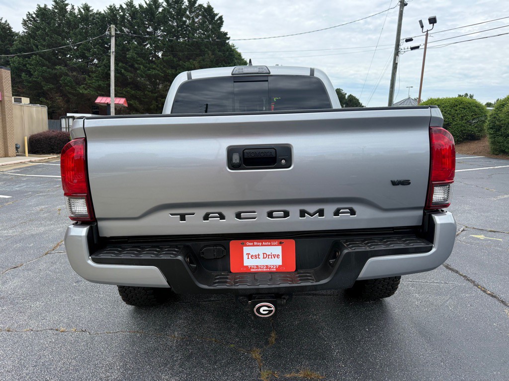 2019 Toyota Tacoma Image 4