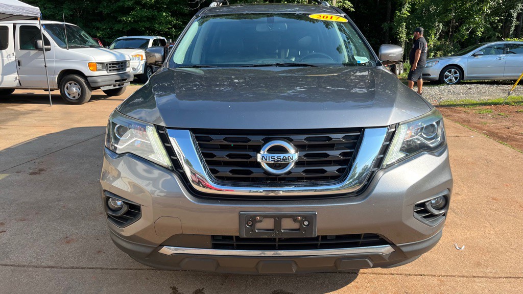 2017 Nissan Pathfinder Image 8