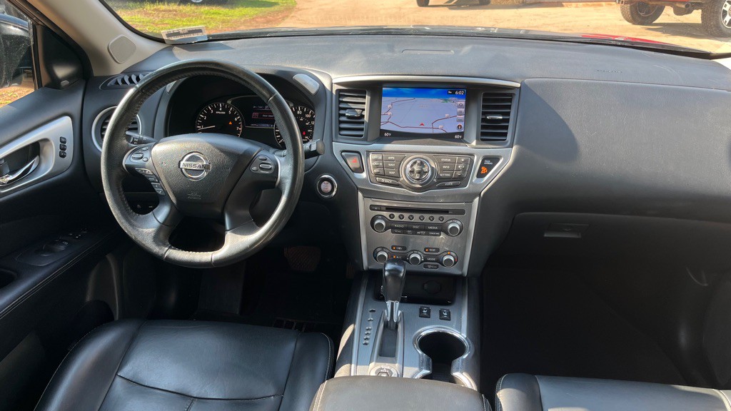 2017 Nissan Pathfinder Image 15