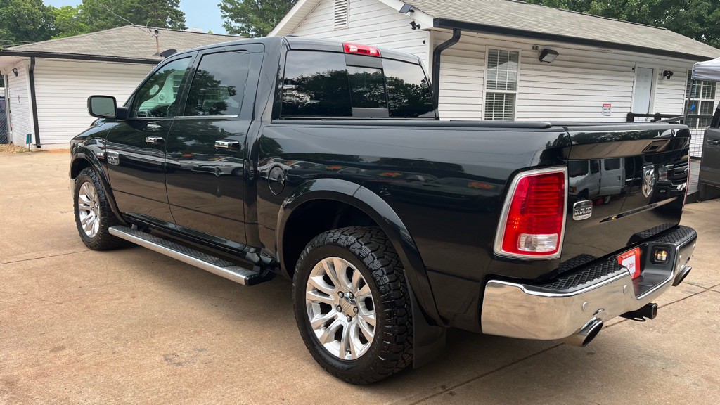 2017 RAM 1500 Image 3