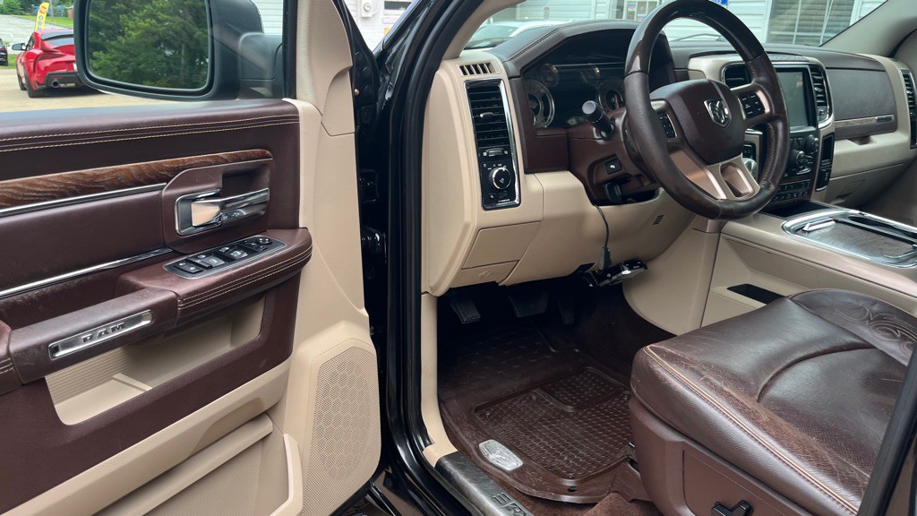 2017 RAM 1500 Image 9