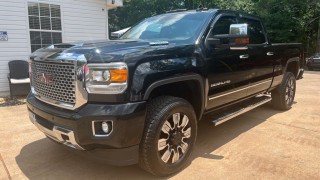 Image for 2017 GMC Sierra 2500 DENALI ID: 7500373