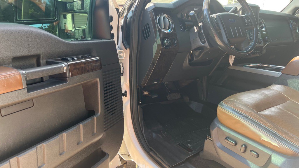 2014 Ford F-350 Image 10