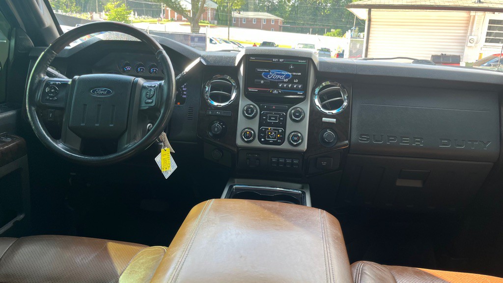 2014 Ford F-350 Image 15
