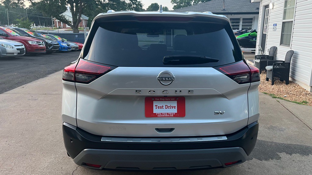 2023 Nissan Rogue Image 4