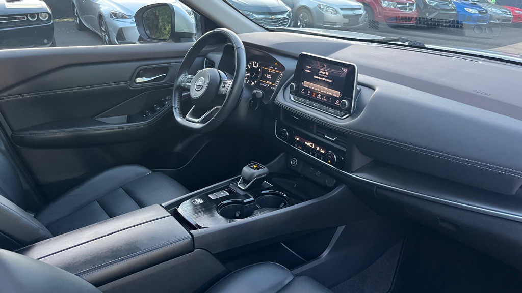 2023 Nissan Rogue Image 17