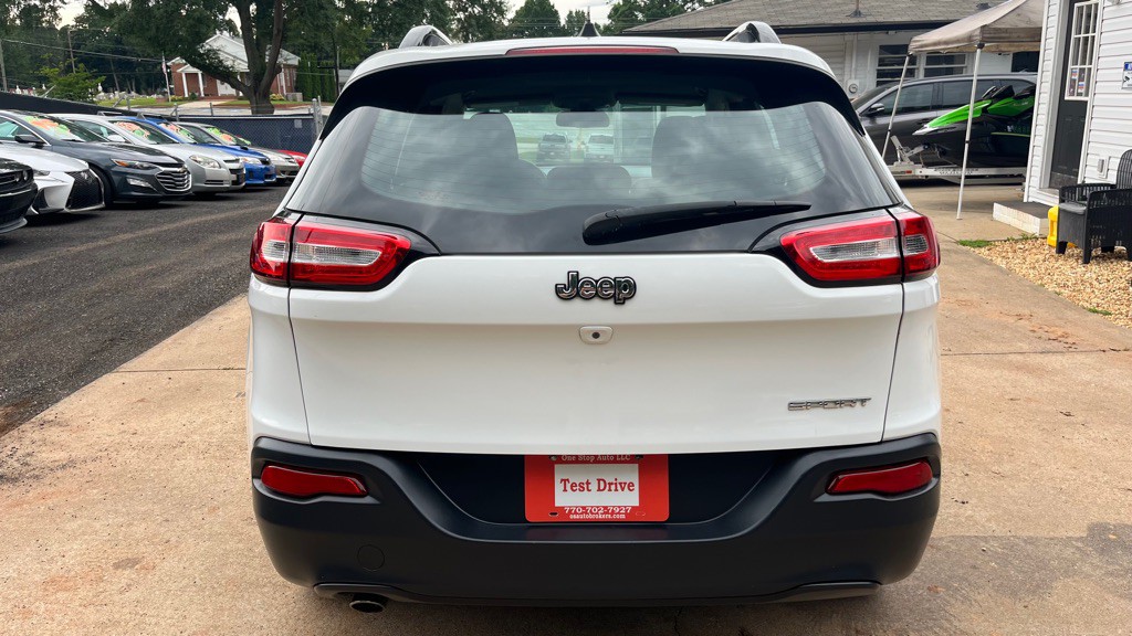 2016 Jeep Cherokee Image 4