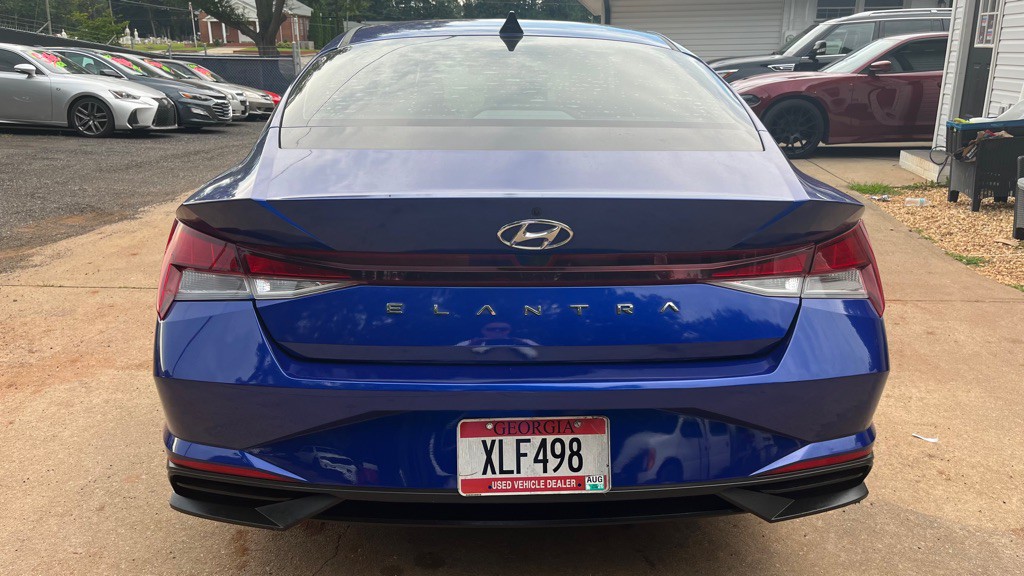 2022 Hyundai Elantra Image 4