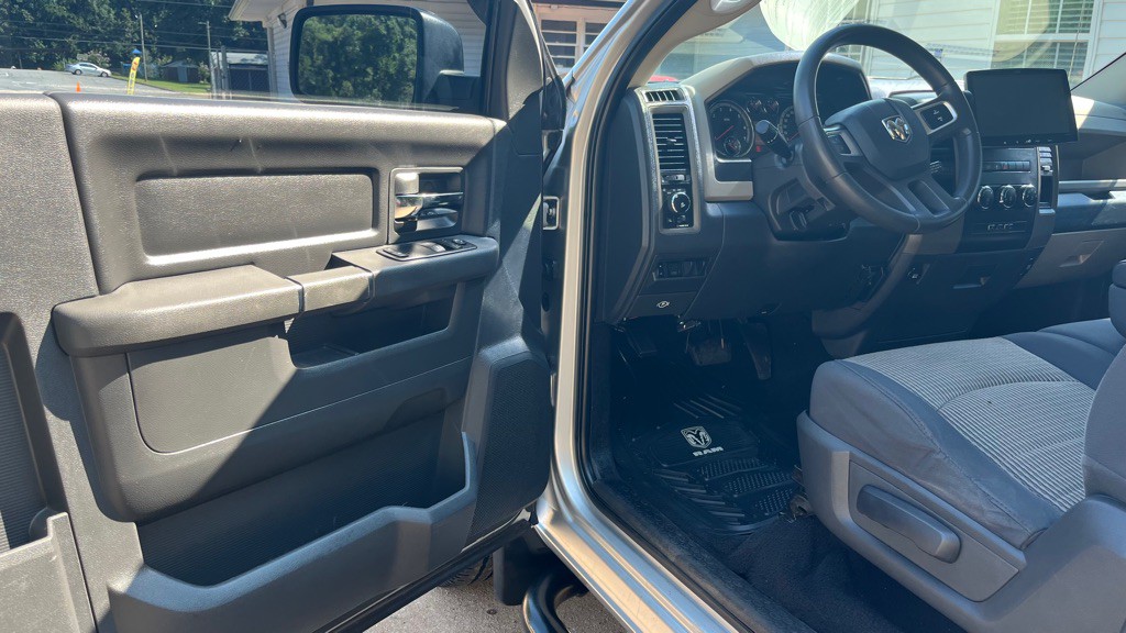 2011 Dodge Ram 1500 Image 9