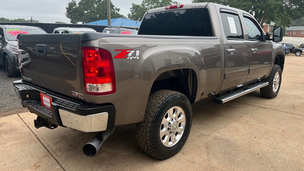 2011 GMC Sierra Image 5
