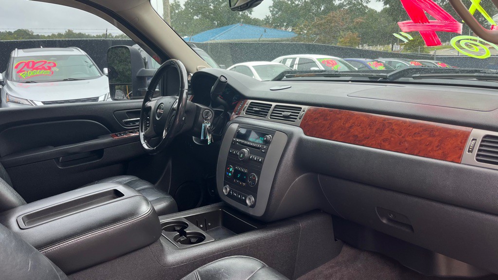 2011 GMC Sierra Image 16