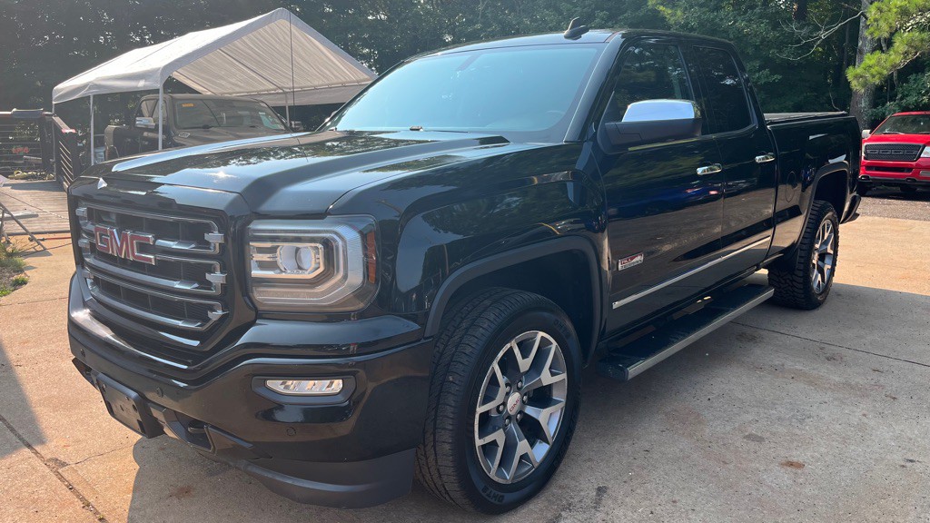 2016 GMC Sierra Image 1
