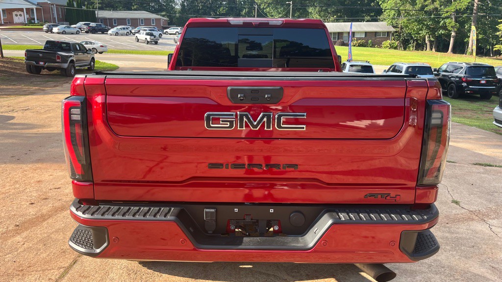 2024 GMC Sierra Image 4
