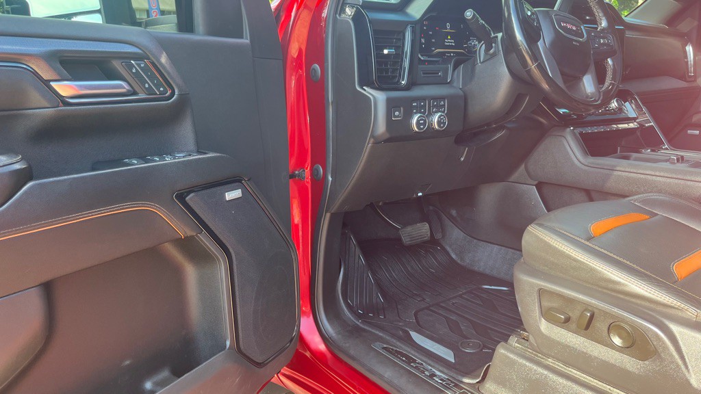 2024 GMC Sierra Image 9