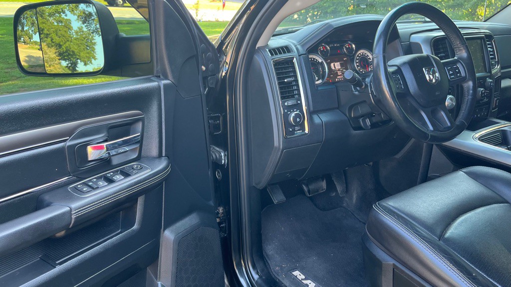 2016 RAM 1500 Image 9