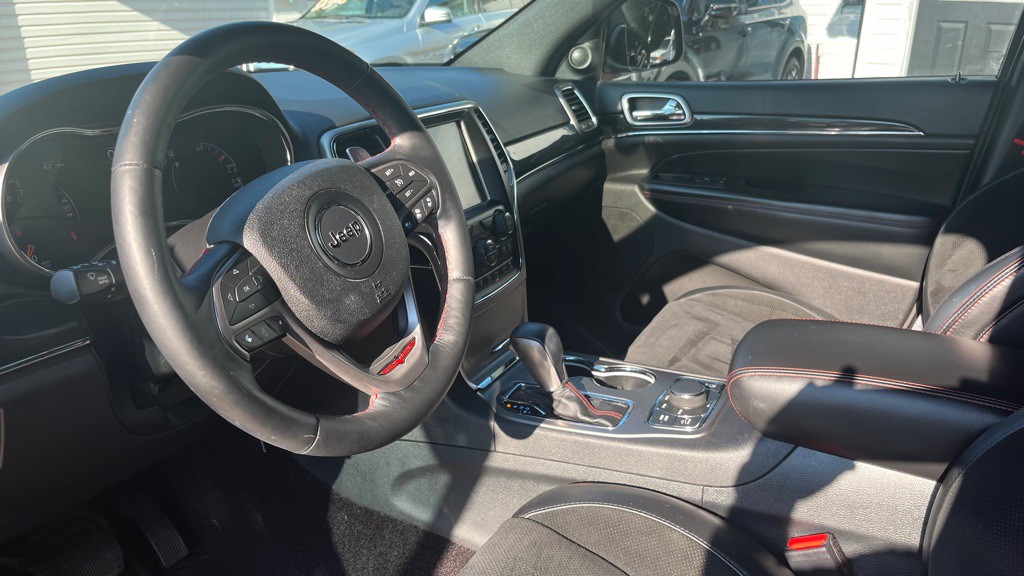 2017 Jeep Grand Cherokee Image 10
