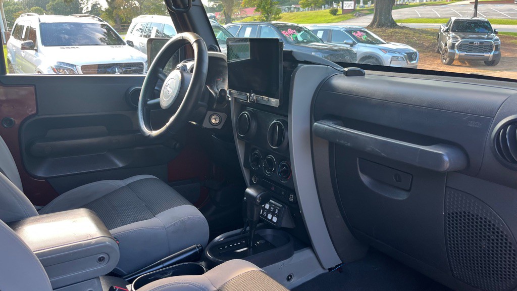 2007 Jeep Wrangler Image 14