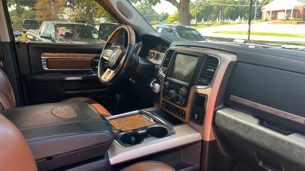 2016 RAM 1500 Image 16