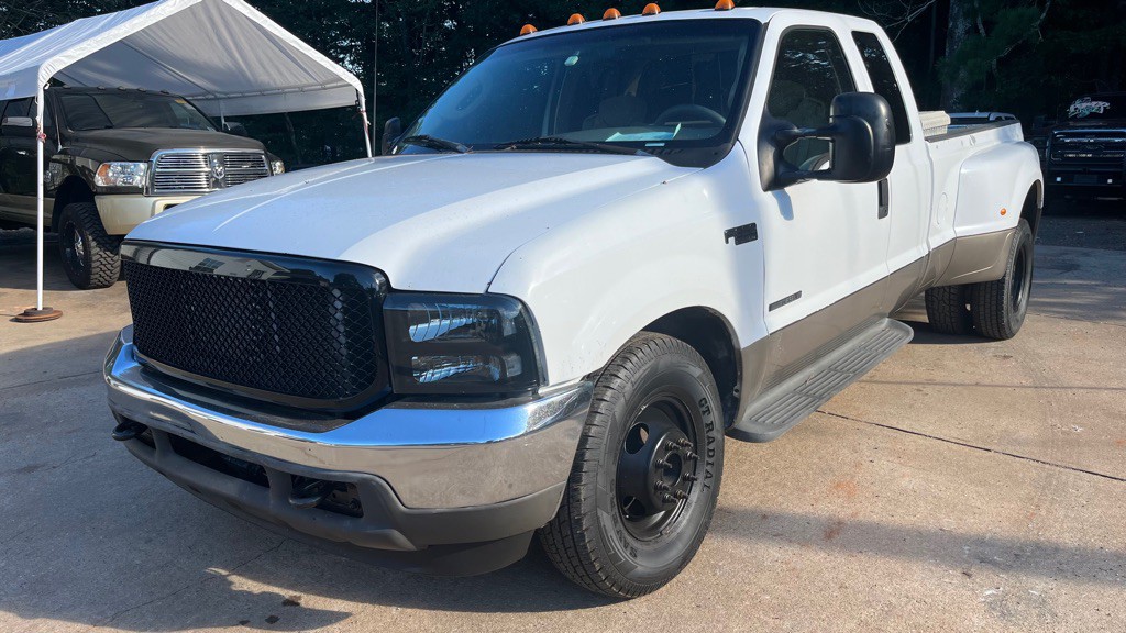2003 Ford F-350 Image 1