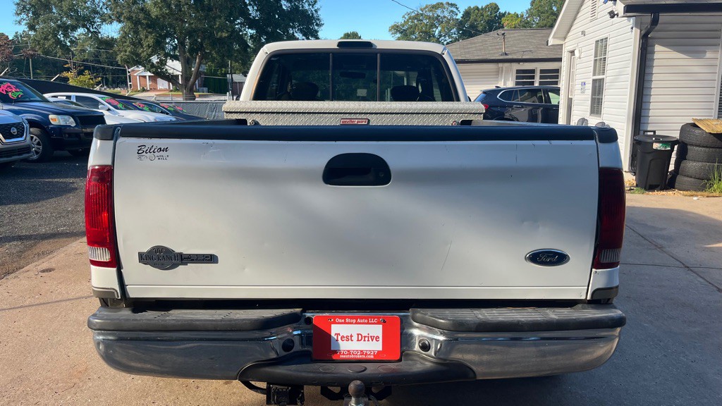 2003 Ford F-350 Image 4