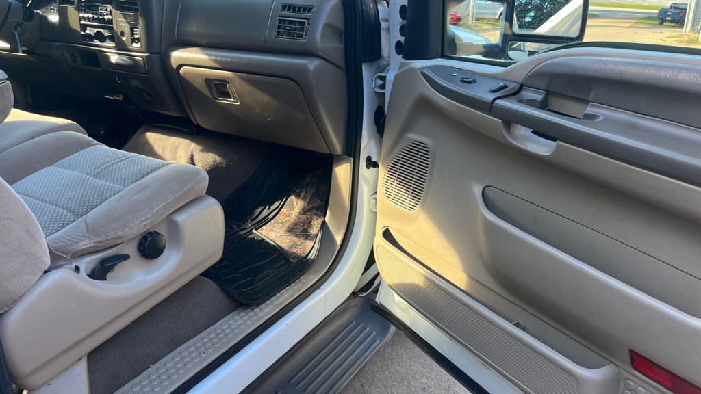 2003 Ford F-350 Image 14