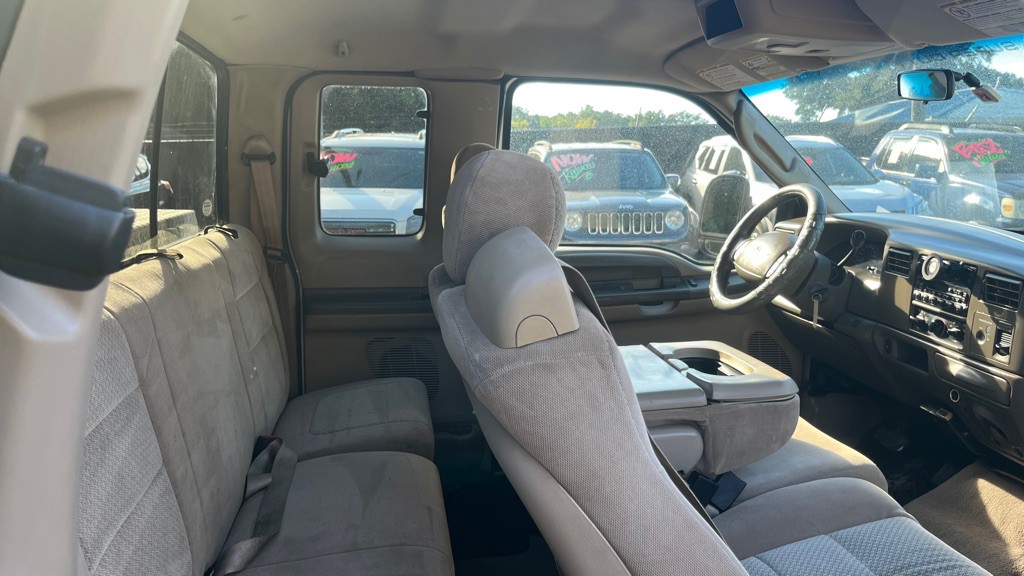 2003 Ford F-350 Image 17