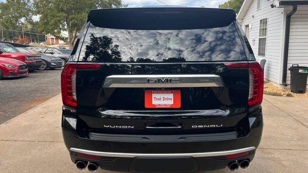 2023 GMC Yukon Image 4