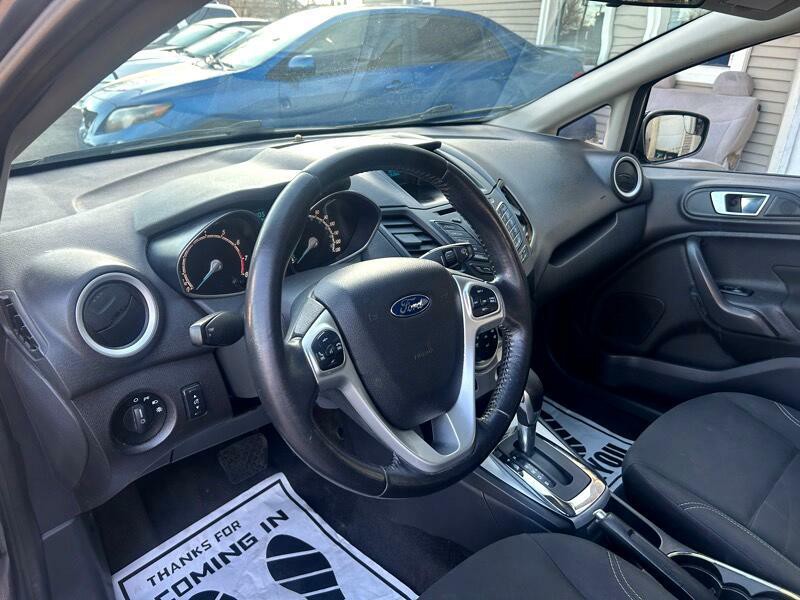 2014 Ford Fiesta Image 14