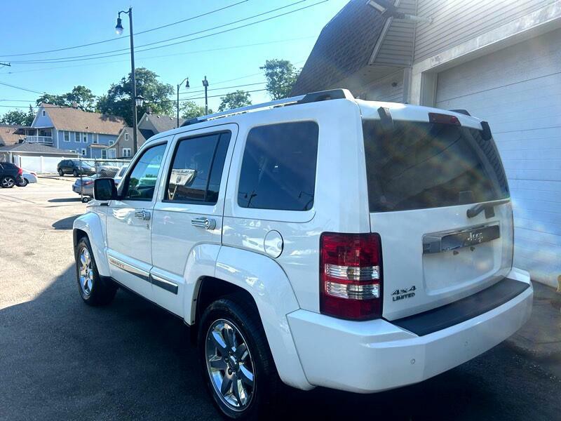 2010 Jeep Liberty Image 3