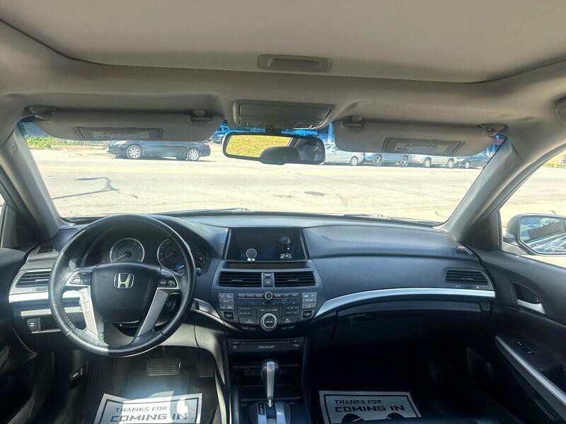2010 Honda Accord Image 16