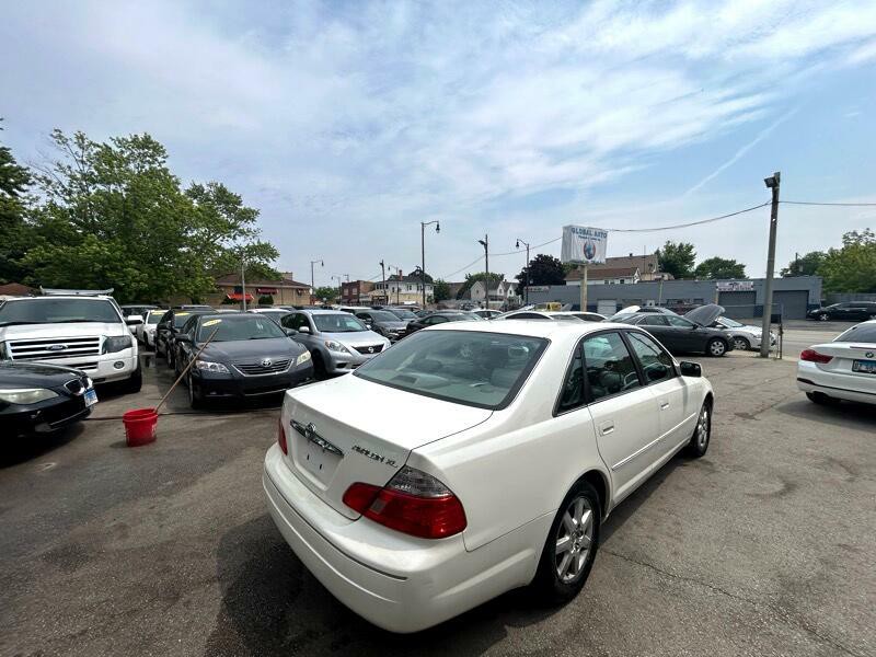2003 Toyota Avalon Image 4