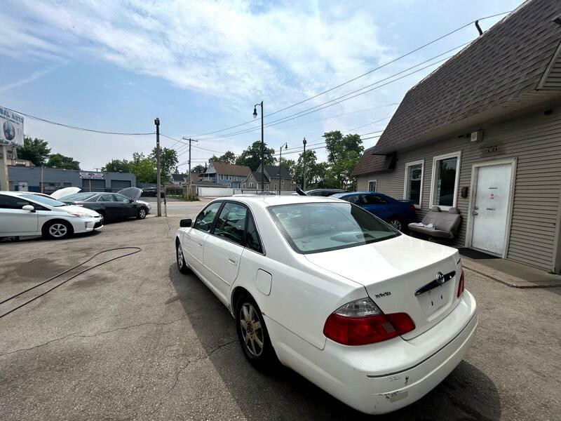 2003 Toyota Avalon Image 6