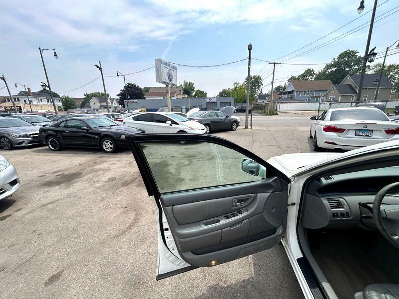 2003 Toyota Avalon Image 9