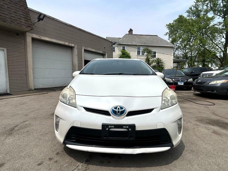 2013 Toyota Prius Image 1