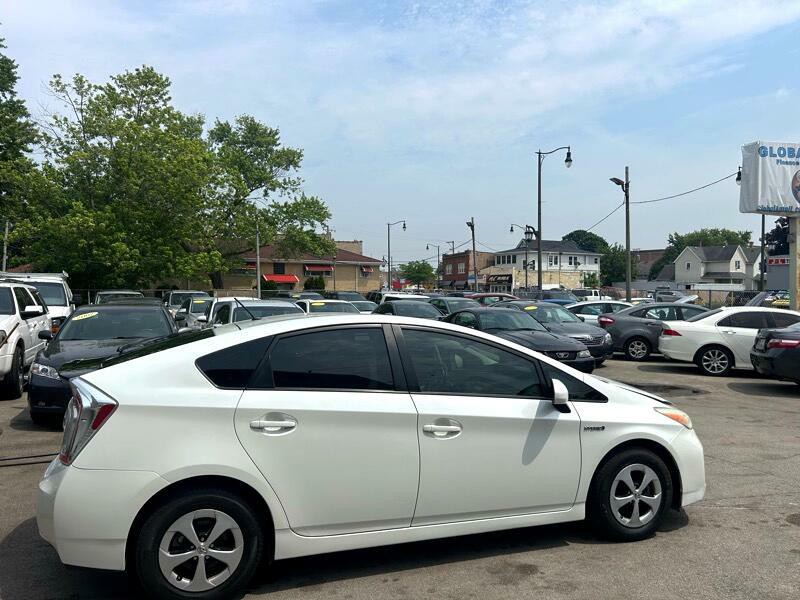 2013 Toyota Prius Image 4