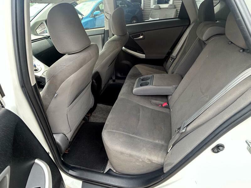 2013 Toyota Prius Image 19