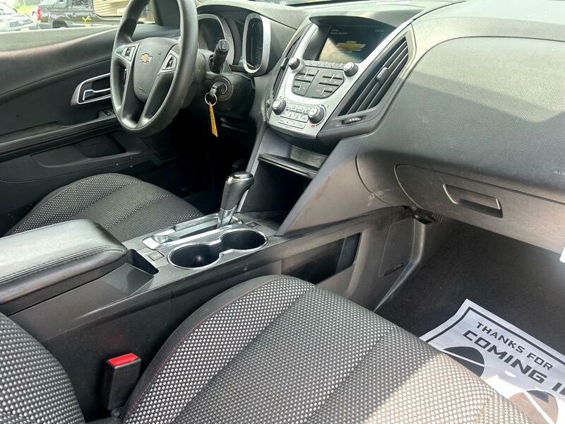 2017 Chevrolet Equinox Image 13