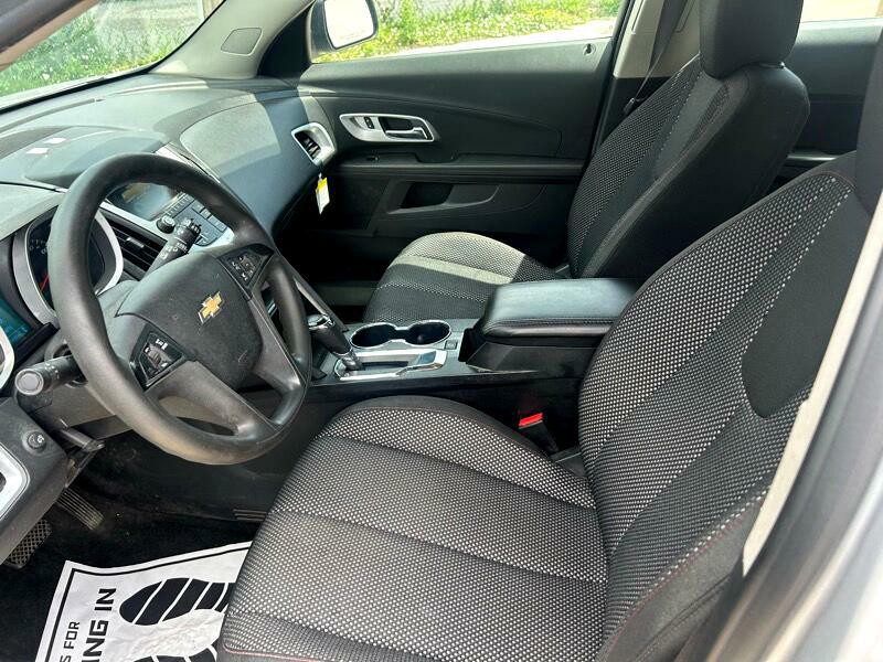 2017 Chevrolet Equinox Image 14