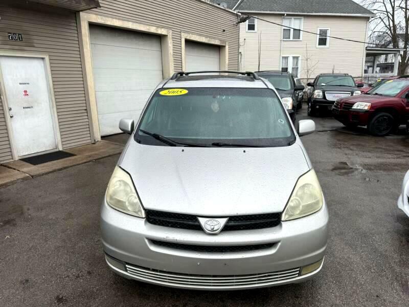 2005 Toyota Sienna Image 3