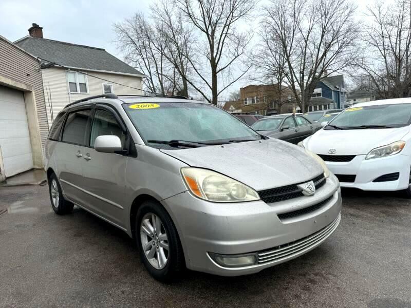 2005 Toyota Sienna Image 4