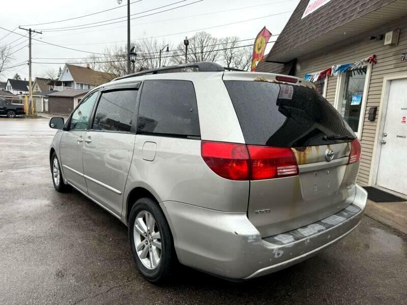 2005 Toyota Sienna Image 9